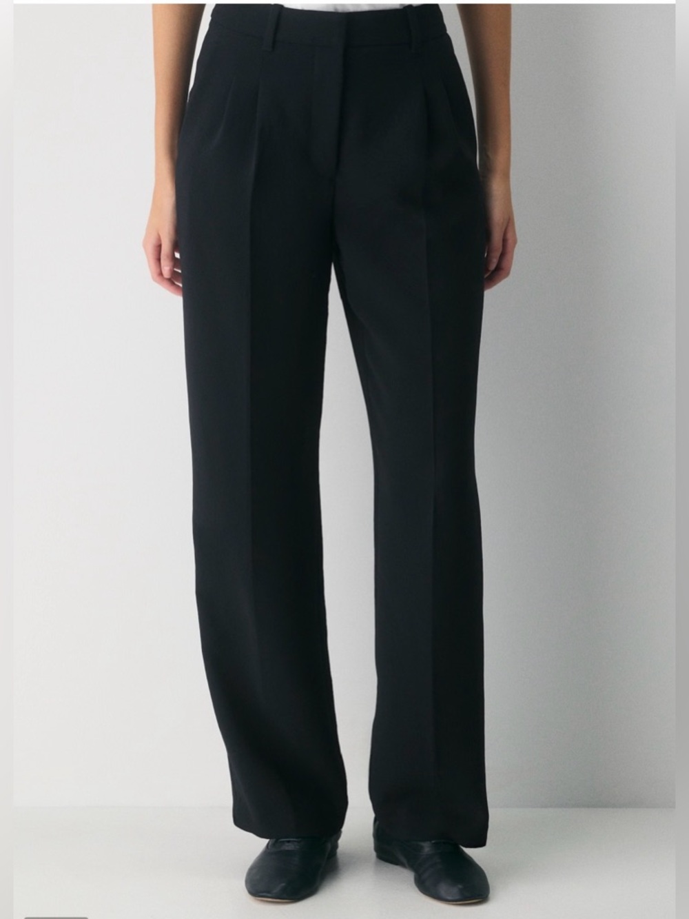 Aritzia Effortless Crepette Pants Black Size 10R High Waisted Wide Leg